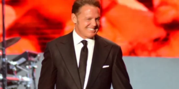 Luis Miguel dona cifra millonaria para reconstrucción de viviendas en Acapulco afectadas por Otis