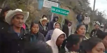 Hombres encapuchados atacaron el municipio indígena de Coyomeapan, en Puebla