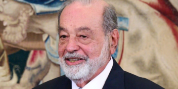 Riqueza de Carlos Slim supera los 100 mil millones de dólares: Bloomberg
