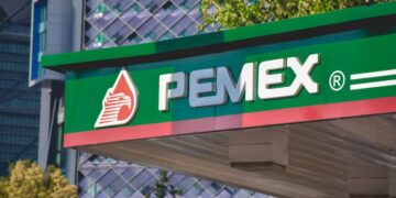 PEMEX reporta grandes dificultades que ponen en peligro sus operaciones