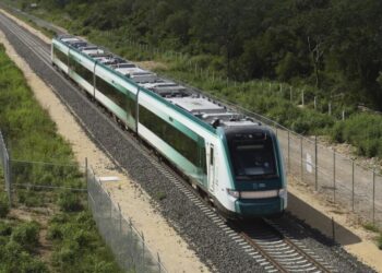 El Tren Maya falla y deja varados a sus pasajeros por 4 largas horas