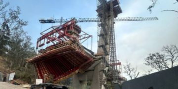 Caen trabajadores de la obra del Tren Interurbano “El Insurgente”; hay un muerto y otro herido