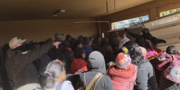 101 migrantes guatemaltecos localizados en una vivienda abandonada en Sonora