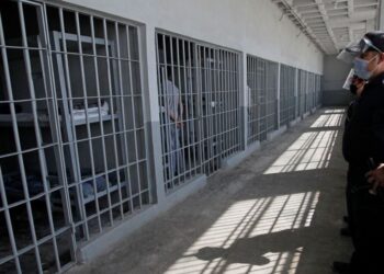 Cárceles en el Estado de México sin medicina ni agua denuncian organizaciones