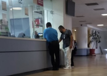 Médicos residentes de más de 18 centros hospitalarios de México denuncian falta de pago