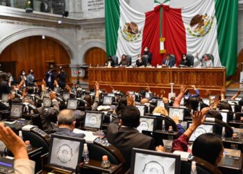 382 de 900 candidatos a diputados federales tienen estudios de licenciatura: INE