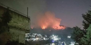 Llaman a ciudadanos usar cubrebocas por incendios forestales en el Edomex