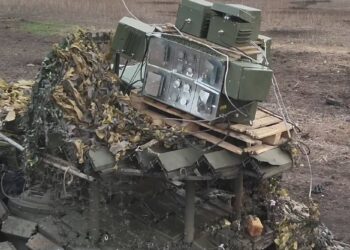 Ucrania captura supertanque de guerra electrónica de alta tecnología rusa