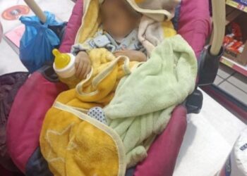 Fue abandonada una bebé frente a tienda de Pachuca por su madre de origen guatemalteca