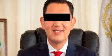 Por violación y extorsión vinculan a proceso a exalcalde de Santiago Tianguistenco