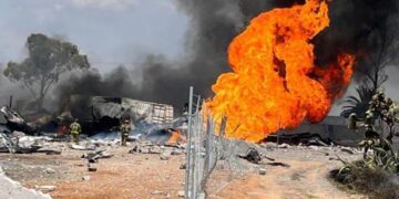 Explota un tanque de almacenamiento en pozo de Pemex en Chiapas