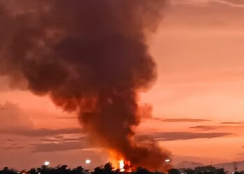 Explota gasolinera de Culiacán y despierta a vecinos aledaños