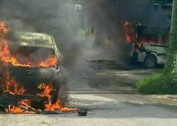 Jornada violenta en Tabasco en donde se reporta la quema de vehículos y tiendas en Villahermosa