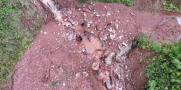 Miles de personas en Guerrero se encuentran aislados, sin víveres ni agua potable, tras huracán John