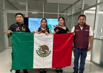Estudiantes de Bachillerato ganan oro en certamen internacional de ciencia