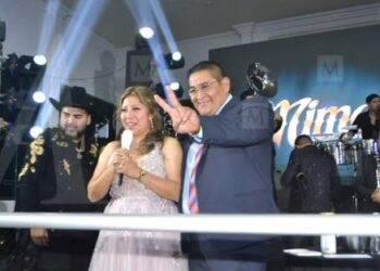 Acusan a alcalde de Ecatepec gastar más de 2 millones de pesos en fiesta de XV años de su hija