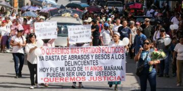 Familiares y amigos exigen justicia por el niño Diego.