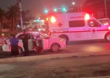 Reportes que sicarios ejecutan a mujer y a su niño de 10 años en Cancún