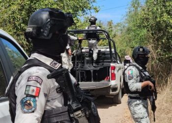 Fue atacado a balazos comandante de la Fiscalía en Culiacán; se reporta un escolta muerto