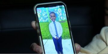 Niño de 5 años con graves lesiones tras caer de la ventana de cuarto piso en la Pequeña Habana
