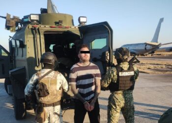 Aeropuerto de Nuevo Laredo tuvo que cerrar por balaceras tras detención de ‘El Ricky’