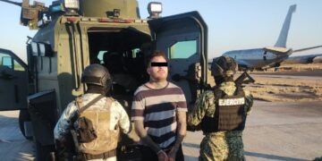 Aeropuerto de Nuevo Laredo tuvo que cerrar por balaceras tras detención de ‘El Ricky’