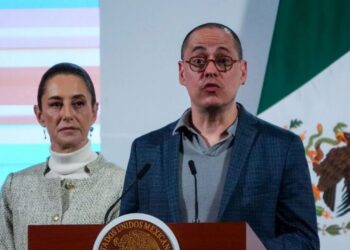 Sheinbaum promueve censura a mexicanos: Quiere bloqueo de plataformas digitales