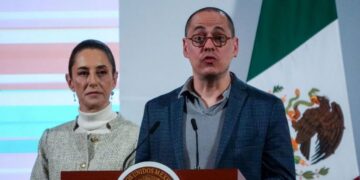 Sheinbaum promueve censura a mexicanos: Quiere bloqueo de plataformas digitales