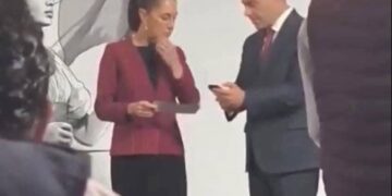 Claudia Sheinbaum se entera en plena Mañanera homicidio de su Secretaria