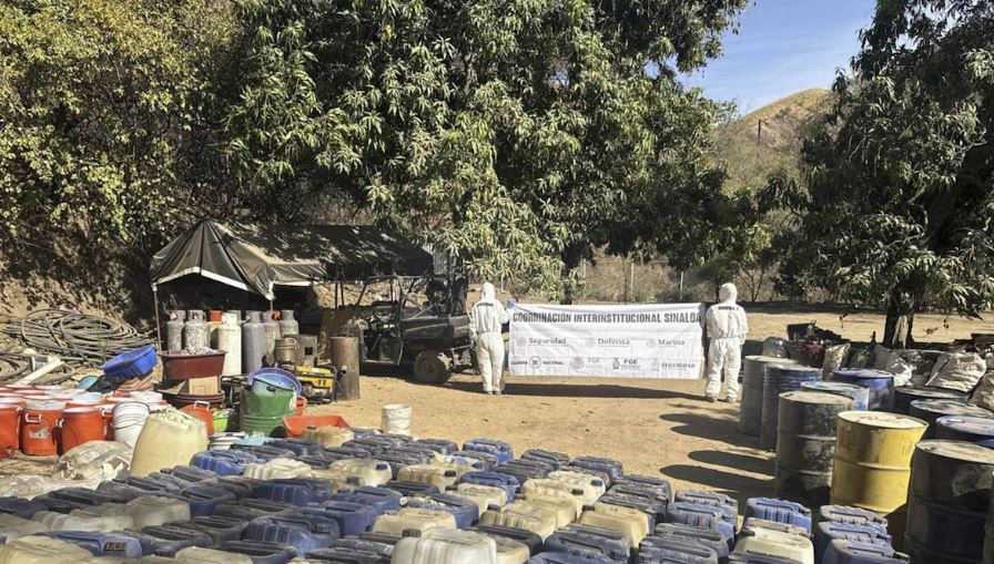 La AIC de la FGR desmanteló al menos tres narcolaboratorios en Sinaloa. (Cortesía Secretaría de Marina)