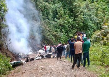 Avioneta que dispersaba moscas estériles se cae en Pavencul se reportan tres tripulantes fallecidos