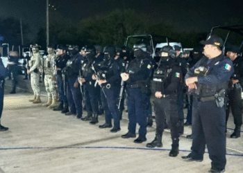 Desarrollan operativo en cuartel de policía de Juchitán ante vínculos con la delincuencia organizada