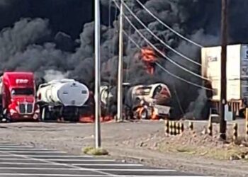 Choque de trenes en México provoca gigantesco incendio en Ciudad de Obregón en Sonora