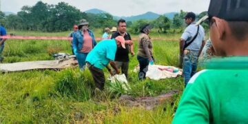 Tras impacto por un rayo muere un niño y su tio en Las Choapas cuando volvía de comprar útiles