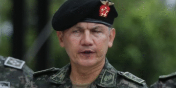 Jefe de las Fuerzas Armadas, general Roosevelt Hernández.