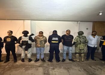 4 sujetos detenidos por robo de camionetas de alta gama en el Estado de México