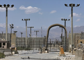 El serio aviso de los talibanes a Trump por su reclamación de una base aérea clave afgana