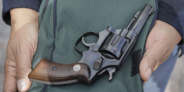 Un menor de edad dispara a su mamá en el rostro durante riña familiar en Polanco