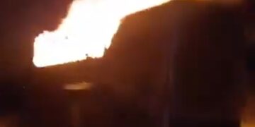 Jornada de terror en Zacatecas: 37 vehículos incendiados y hubo 11 bloques simultáneos