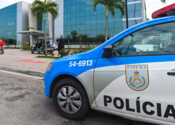 Hija envenenó a su padre con feijoada tras probar el veneno en una decena de perros