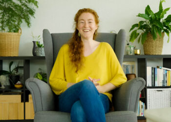 Renuncia a su trabajo de 390.000 dólares al año para pasar más tiempo con quienes ama