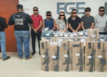 Exautodefensas de Michoacán entran a Playa del Carmen para tomar control de venta de droga