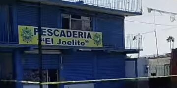 Delincuentes armados atacaron otra pescadería en Ensenada con un saldo de un muerto y dos heridos