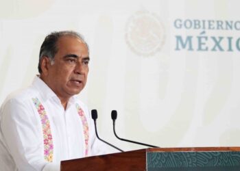 Habla Héctor Astudillo y se refiere a la posible razón por la que su visa fue revocada