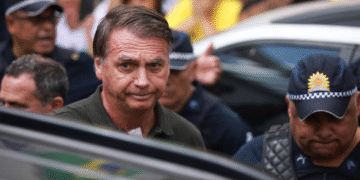 La esposa de Bolsonaro cita un pasaje de la Biblia tras el arresto de su marido