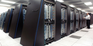 Imagen de una supercomputadora de IBM.