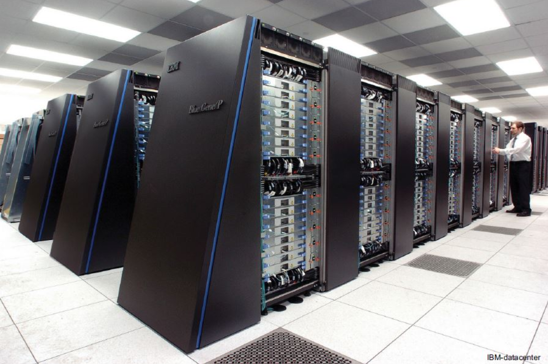 Imagen de una supercomputadora de IBM.