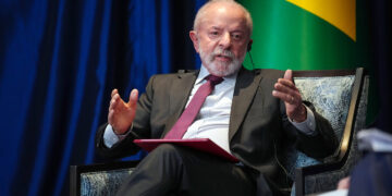 “Todo el mundo sabe lo que hizo”: Lula tras la detención de Bolsonaro