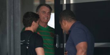 Bolsonaro es detenido de forma preventiva por la Policía Federal