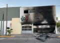 Grupo armado golpea con un vehículo fachada de colegio particular en Culiacán y le pone fuego